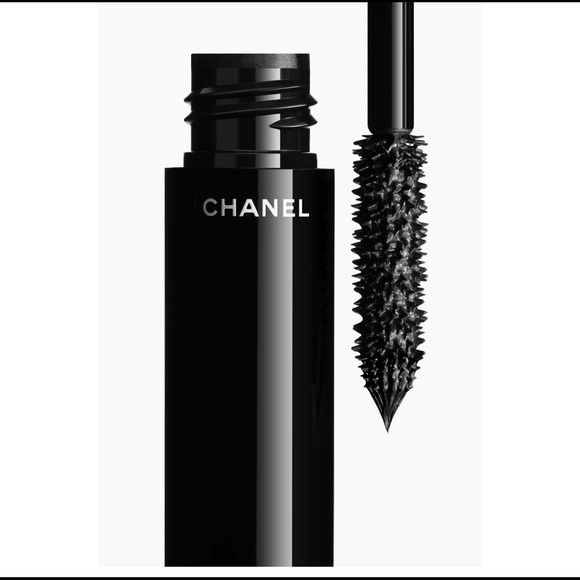 CHANEL Makeup Chanel Le Volume De Chanel Mascara Black Poshmark